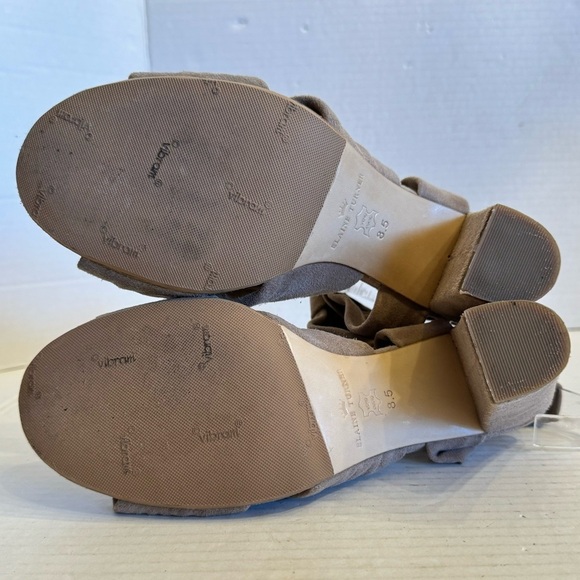Elaine Turner Taupe Suede Leather “RAE” Ankle Wrap Heel Sandals Shoe Size 8.5 - Picture 15 of 16